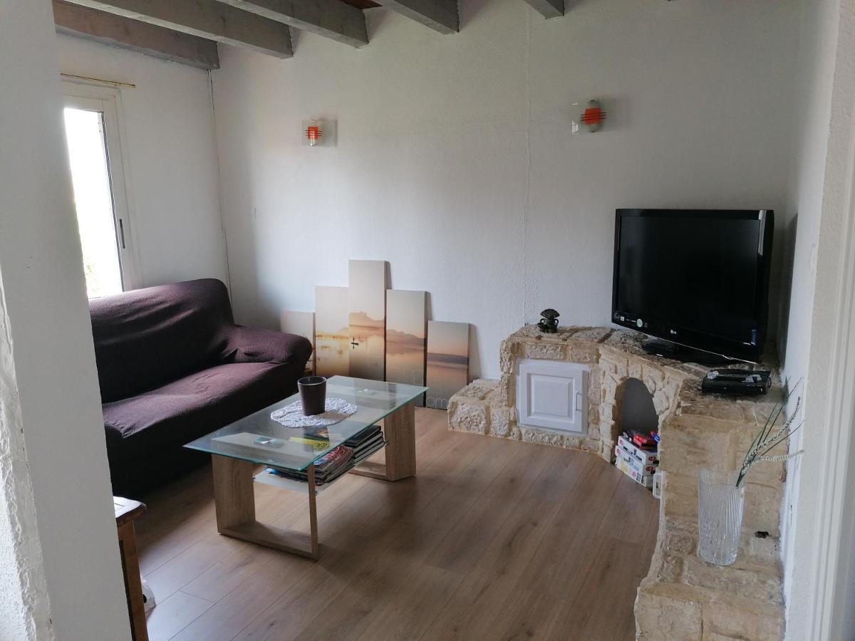 Appartement Meuble A Villeneuve Les Maguelone Exteriör bild
